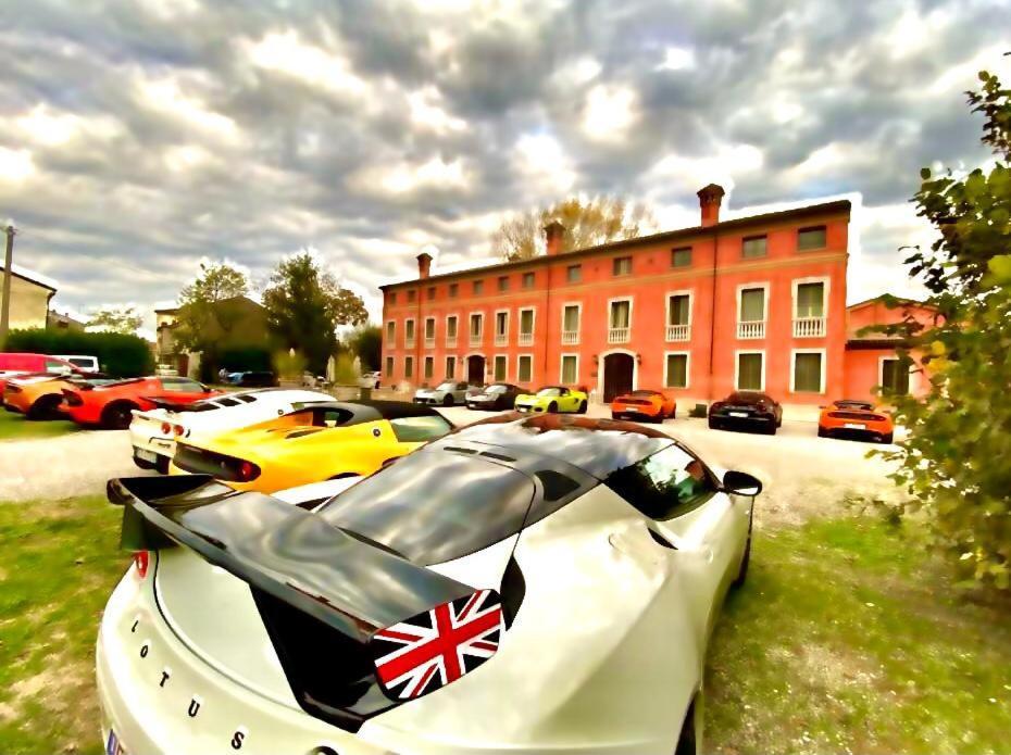 Hotel Villa Montanarini Villarotta Eksteriør bilde